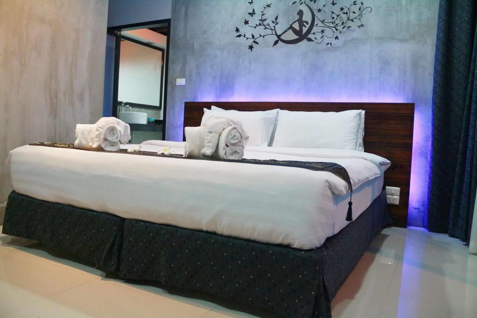 Hotel Baan Norkna Bangtao Bang Tao Beach  Zewnętrze zdjęcie